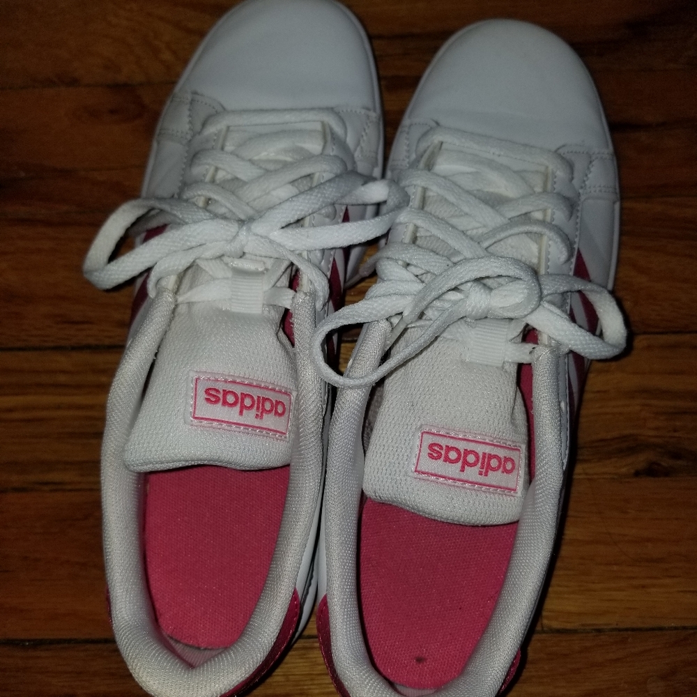 ADIDAS - Picture 4 of 5